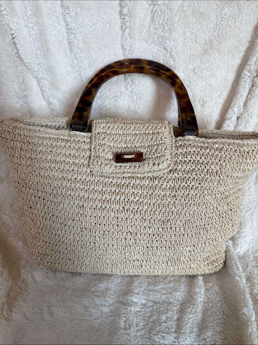Casual Corner Beige Woven Straw Tote Bag Tortoiseshell Resin Handles Vintage